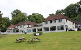 Shillingford Bridge Hotel